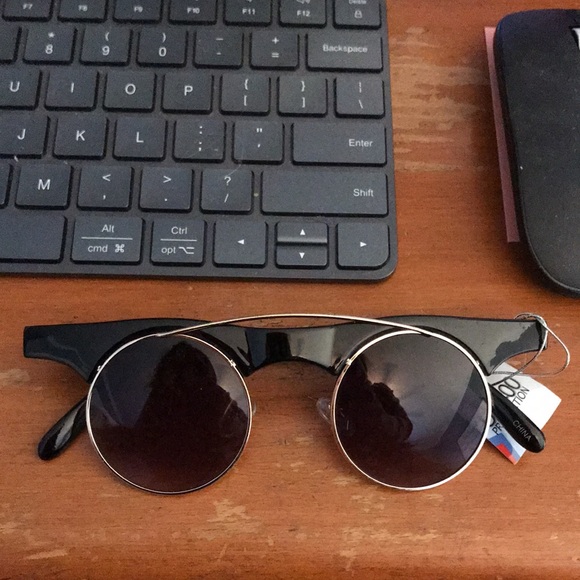 Holes Futuristic Rave Sunglasses BNT